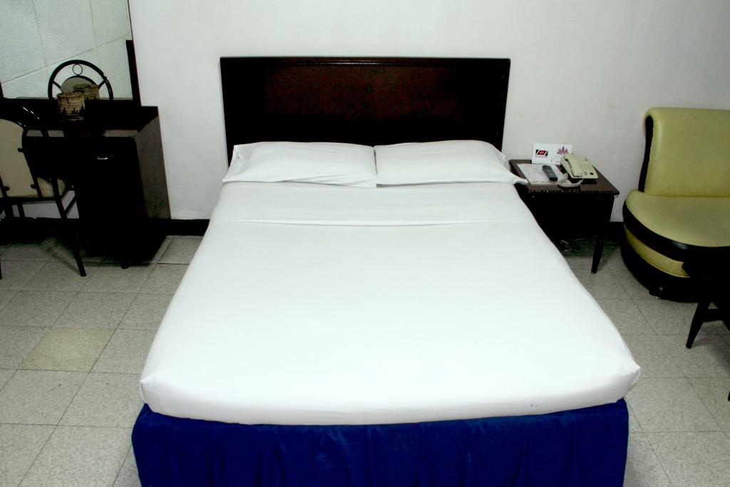 Crosswinds Ocean Hotel Paranaque City Εξωτερικό φωτογραφία